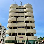 Oyo Home 90326 Wg Guest House