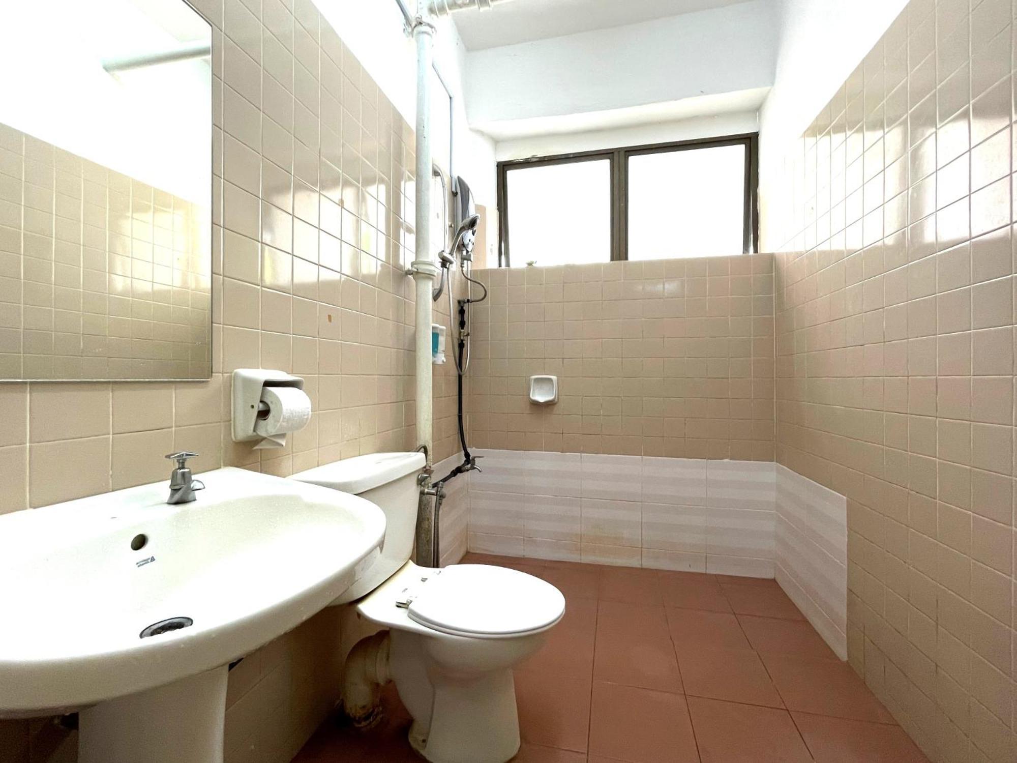 Oyo 90326 Wg Homestay Georgetown